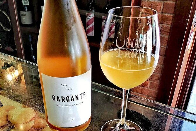 wine-bars-hopping-spritz-cichetti-as-a-venetian-private-tour