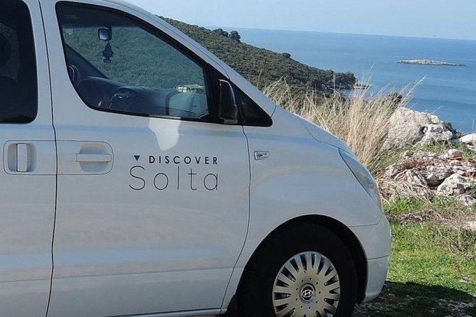 wine-honey-olive-oil-of-solta-island-tasting-tour