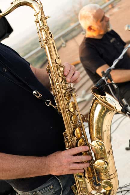 Wine & Music on the Terrace - Setting the Scene at La Vecchia Cantina di Montepulciano