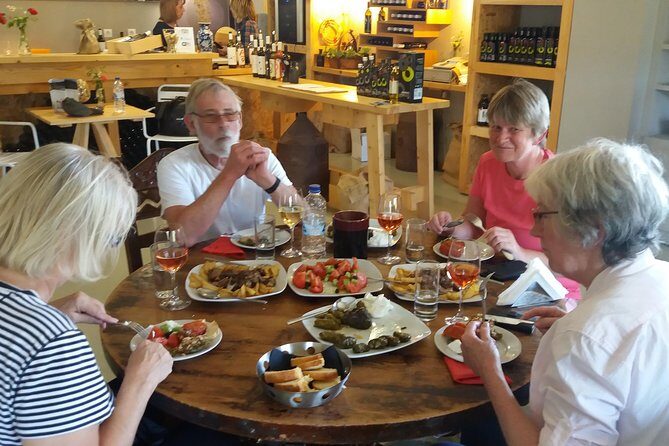 Wine & Olive Oil Tour with Lunch - Semi Private Safari Tour - A Closer Look at the Tour Itinerary