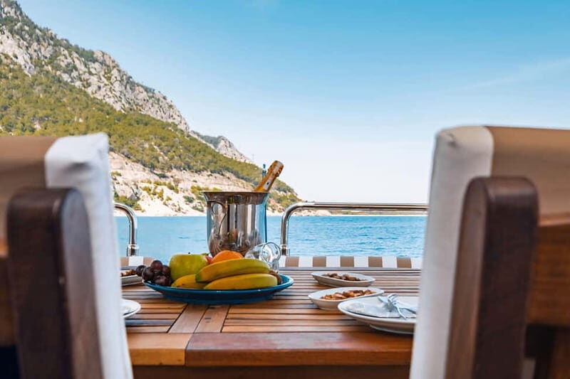 Wine Tasting and Gourmet Lunch in Mallorca Private Tour - An In-Depth Look at the Mallorca Private Tour