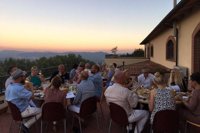 wine-tasting-and-guided-tour-of-the-cellar