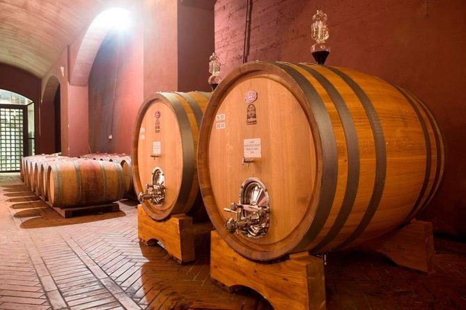 wine-tasting-and-guided-tour-of-the-cellar