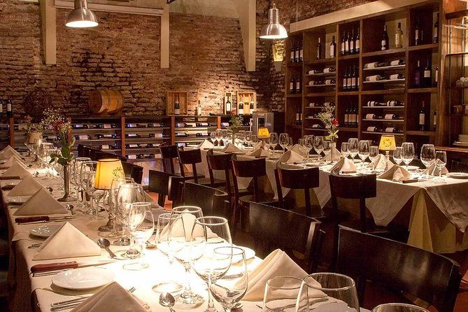 wine-tasting-and-tapas-with-expert-sommelier-in-buenos-aires