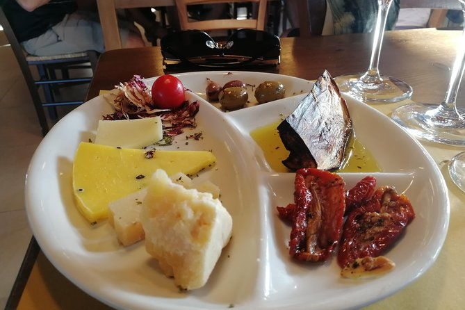 wine-tasting-and-village-tour-from-taormina