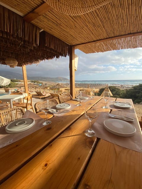 wine-tasting-at-falassarna-beach-macaya-beach-house