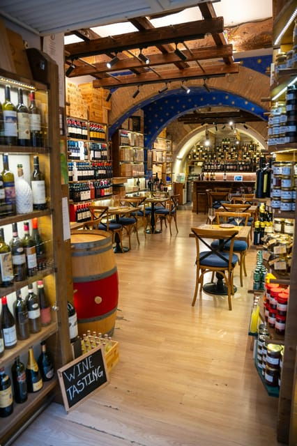 wine-tasting-experience-in-genoa-the-kings-of-italian-wine