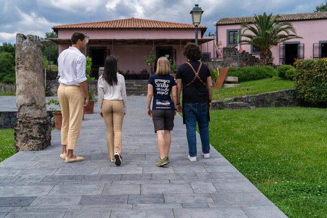 wine-tasting-in-an-old-millstone