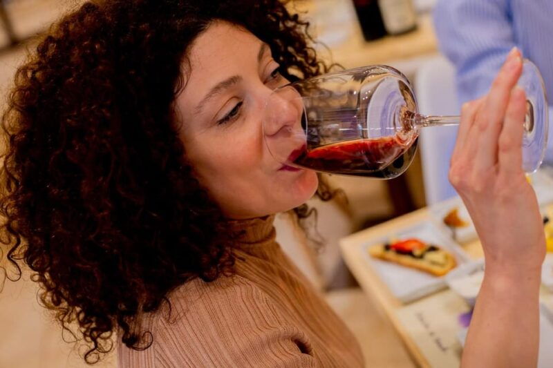 wine-tasting-in-catania-historic-center