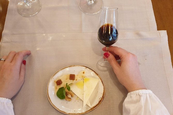 wine-tasting-in-granada-3