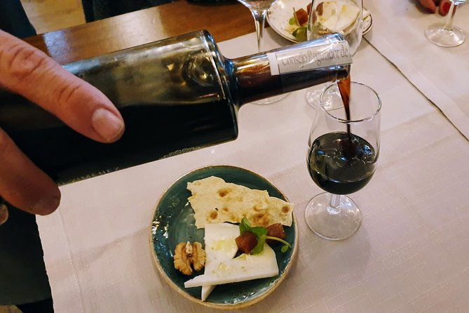 wine-tasting-in-granada-3