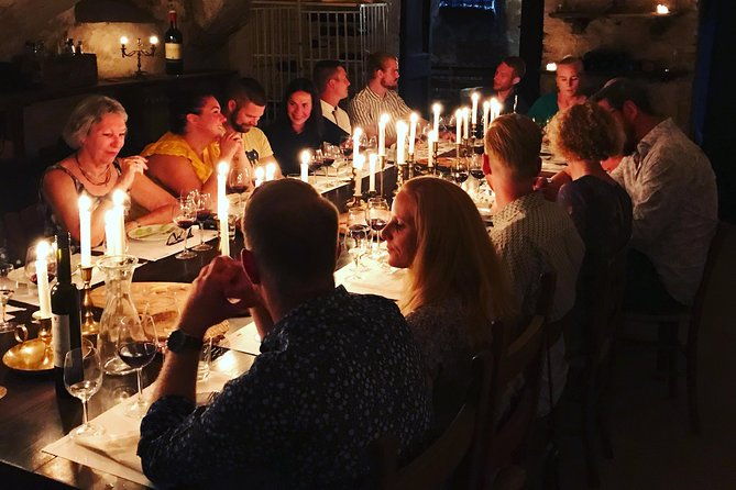 wine-tasting-in-lucca-with-sommelier-the-great-wines-of-tuscany