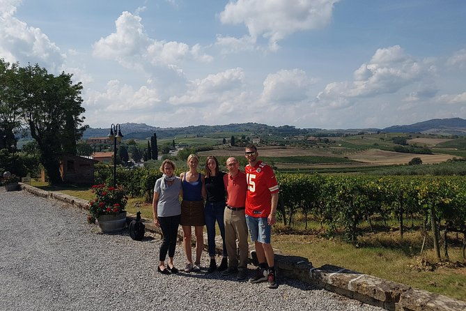 wine-tasting-in-montepulciano-and-visit-to-pienza-in-tuscany-from-rome