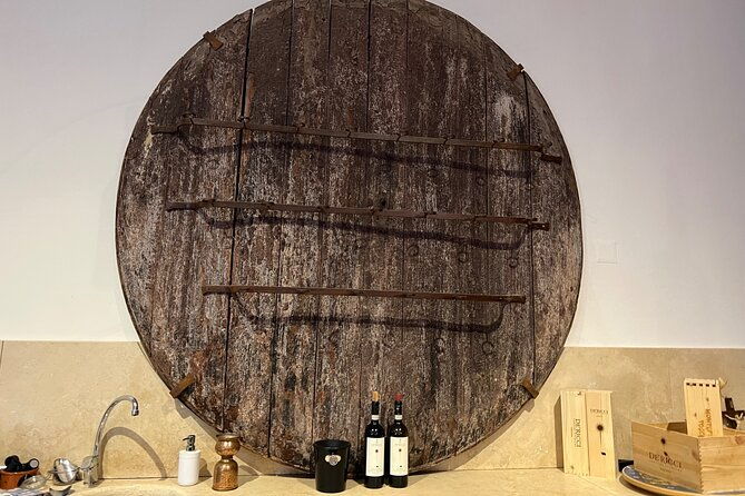 wine-tasting-in-montepulciano-with-visit-to-the-vineyards-private-tour