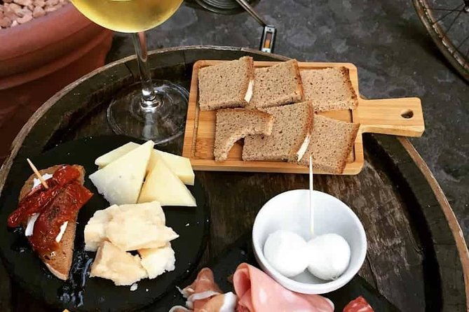 wine-tasting-in-rome-with-delectable-meats-and-cheeses