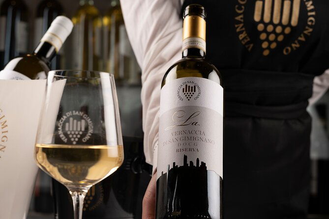 wine-tasting-in-san-gimignano