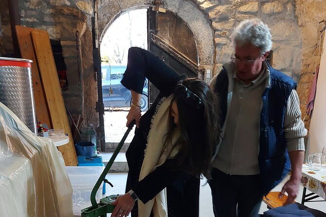 wine-tasting-in-the-countryside-from-budapest