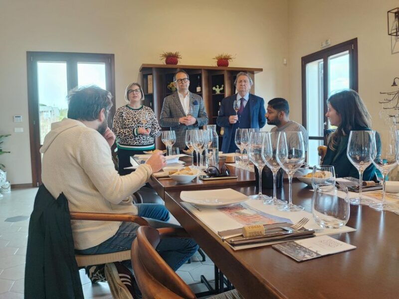 wine-tasting-in-the-south-slope-of-etna