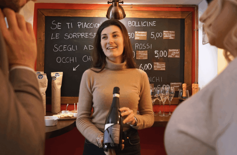wine-tasting-near-royal-palace-of-turin-with-food-platter