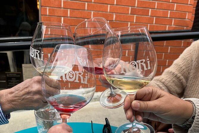 wine-tasting-tours-in-a-vintage-vw-bus