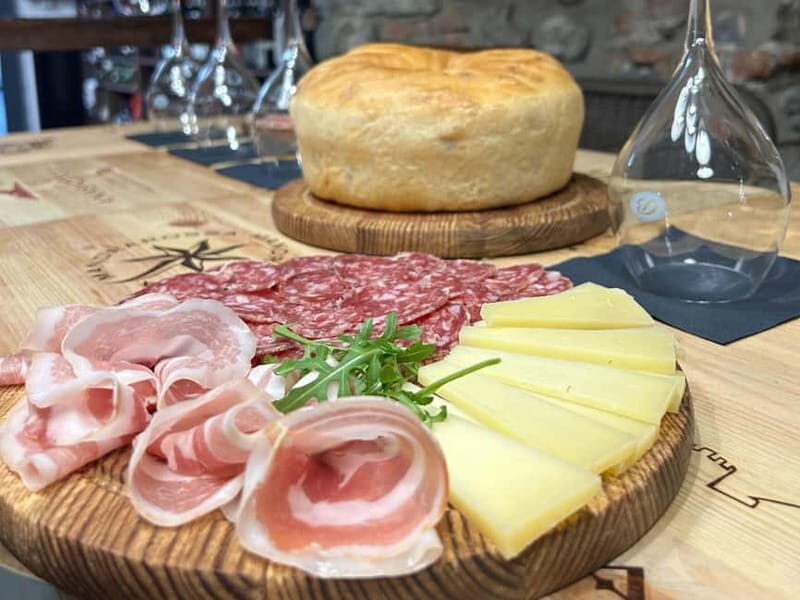 Wine Tasting with Food Pairing at Lake Como - The Setting and Atmosphere