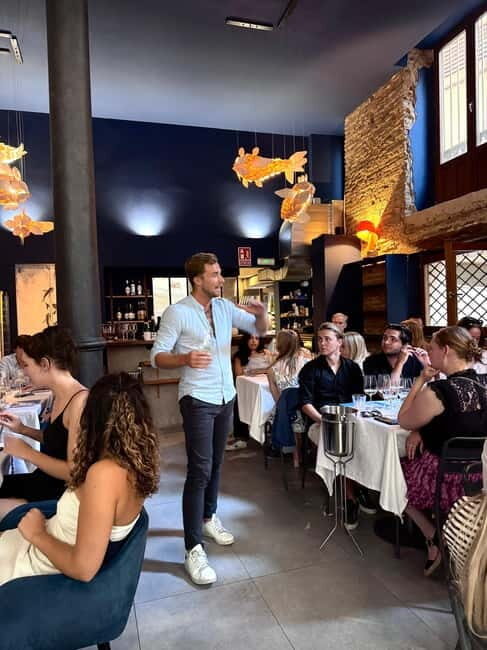 Wine Tasting with Professional Sommelier in centre Valencia - Key Points  