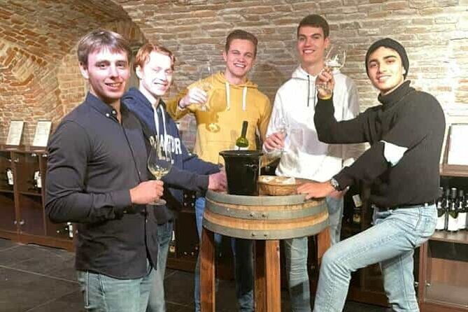wine-tasting-with-sommelier-in-bratislava-2