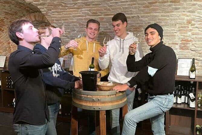 wine-tasting-with-sommelier-in-bratislava-2