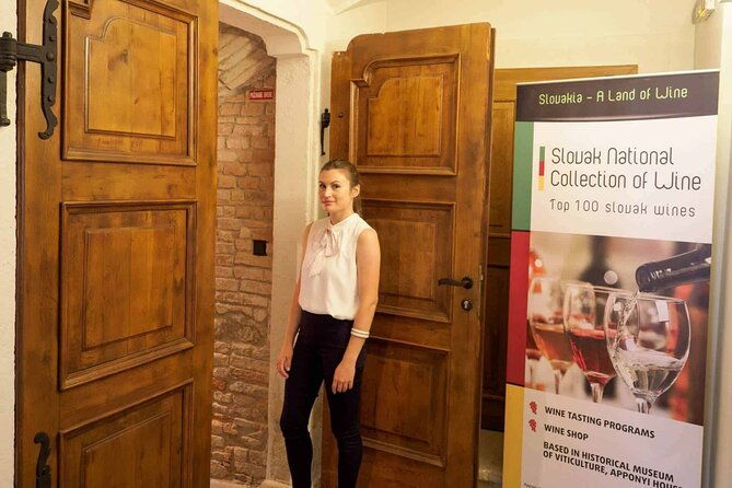 wine-tasting-with-sommelier-in-bratislava-3