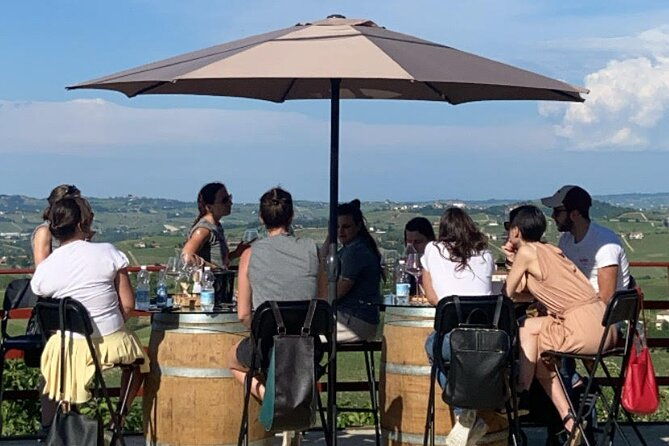 wine-tasting-with-the-producer-visit-to-the-cellar-vineyards-between-langhe-monferrato