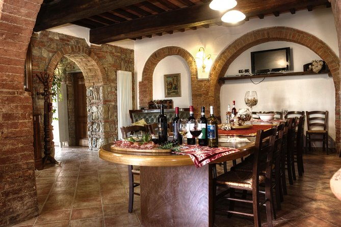wine-tour-experience-at-agricola-tamburini-4