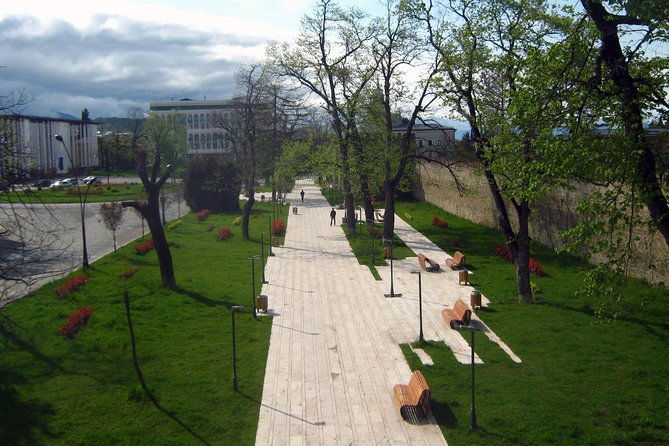 wine-tour-in-kakheti-telavi-town-georgia