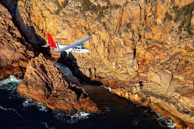 Wineglass Bay And Maria Island Wildlife Scenic Flight From Hobart - An Immersive Experience in Tasmania’s Natural Wonders