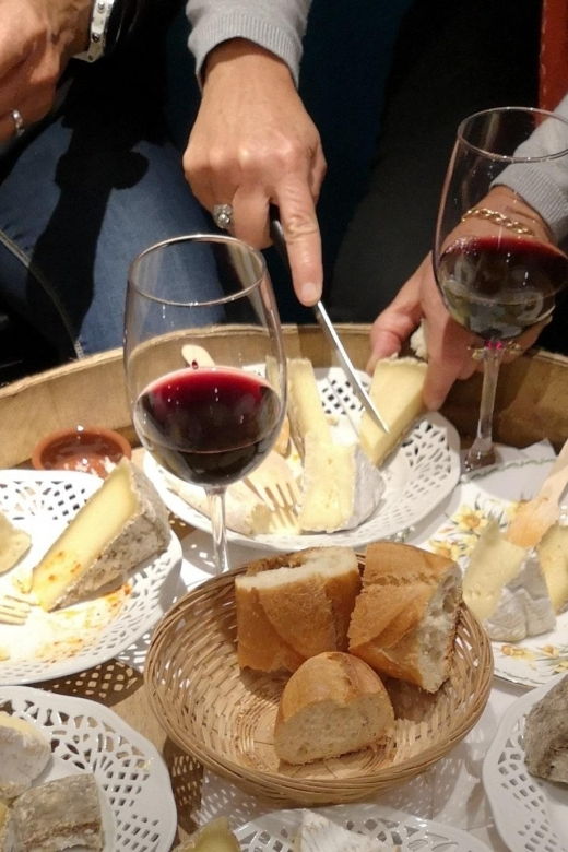 wines-and-cheeses-tasting-experience-at-home-3
