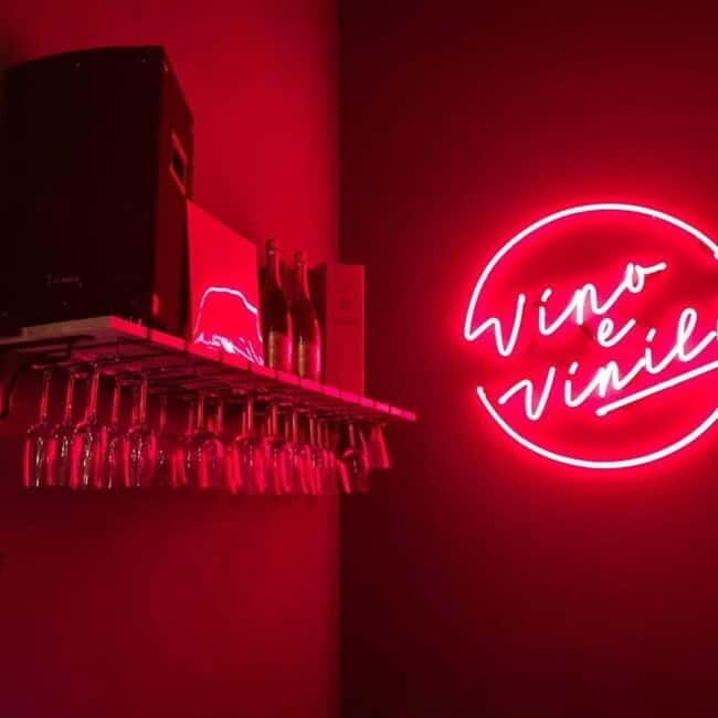 Wines and Vinyls - Wine tasting and music on vinyl in Rome Center - Key Points