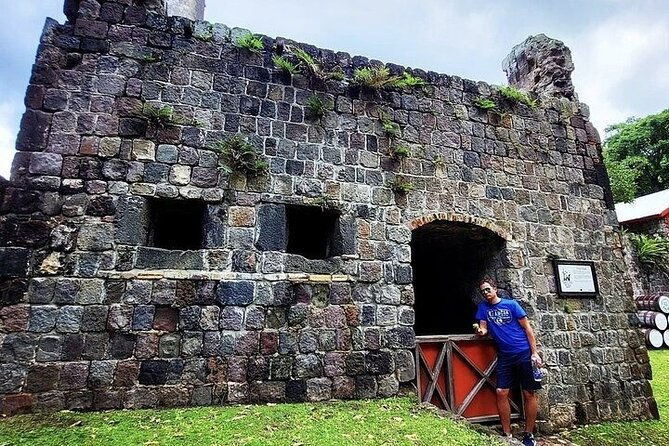 wingfield-rainforest-adventure-hike-caribelle-batik-stop
