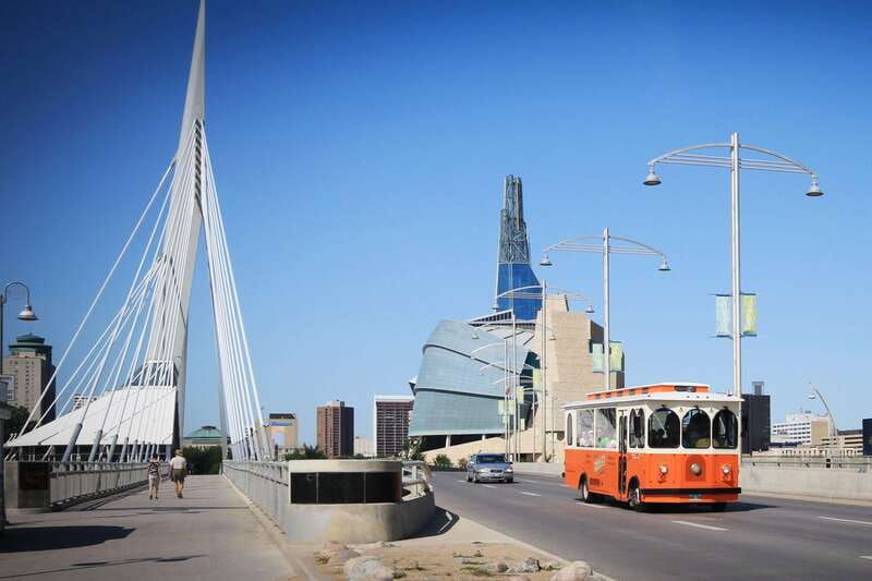 winnipeg-2-hour-city-trolley-tour