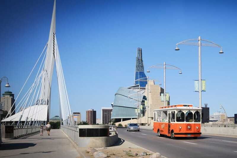 winnipeg-2-hour-city-trolley-tour