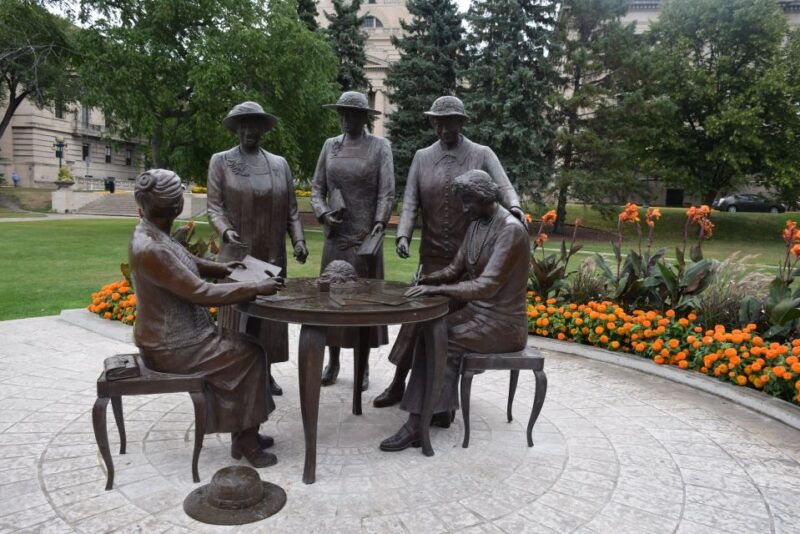 winnipeg-manitoba-legislative-grounds-audio-walking-tour