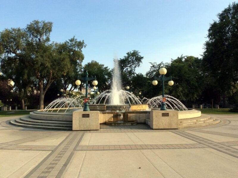 winnipeg-manitoba-legislative-grounds-audio-walking-tour