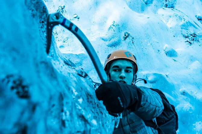 winter-ice-cave-climbing-private-photoshoot-20-shot-package