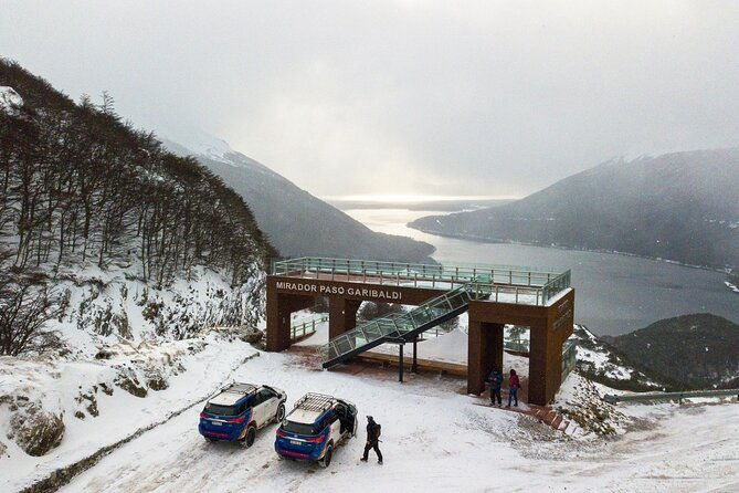 winter-in-ushuaia-lakes-escondido-and-fagnano-4x4-tour-with-lunch