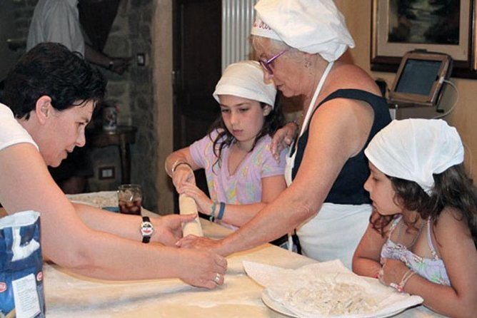 with-your-hands-in-the-dough-cortona-2