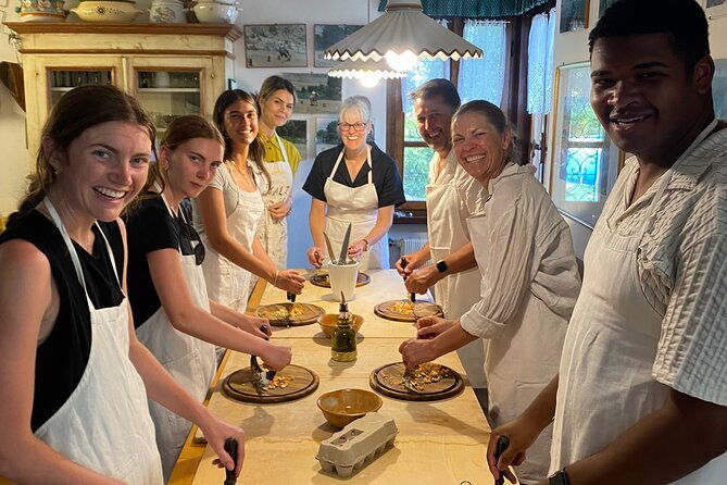 with-your-hands-in-the-dough-cortona-2