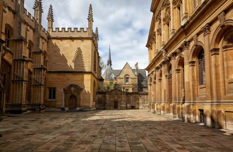 wizarding-oxford-tour-follow-in-harry-potters-footsteps