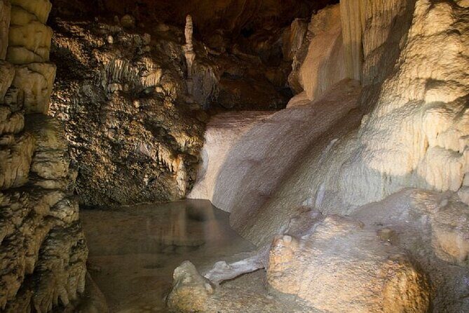 Wombeyan Caves: Kooringa Cave Guided Tour - An Authentic Cave Exploration for Curious Travelers