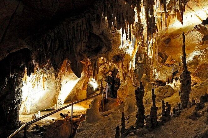 Wombeyan Caves: Wollondilly Cave Guided Tour - Exploring the Itinerary in Detail