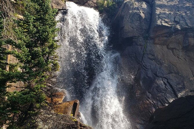 womens-hike-to-ouzel-falls-in-rocky-mountain-national-park