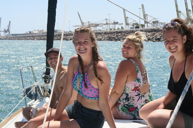wonderful-2-hour-sailing-trip-including-open-bar-and-pinchos