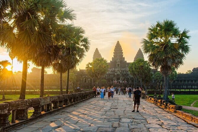 Wonderful Angkor Sunrise Joined Tour - An In-Depth Look at the Itinerary